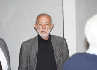 Od ove bolesti je umro Mika Aleksić: Smatra se razornom, a prvi simptomi najviše zabrinjavaju Od ove bolesti je umro Mika Aleksić: Smatra se razornom, a prvi simptomi najviše zabrinjavaju