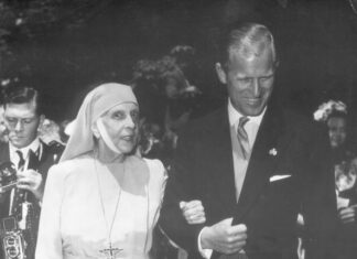 “Opsednuta je intimnim odnosima, treba je lečiti”: Frojd je majku princa Filipa zatvorio u ludnicu na 2 godine, a ono što joj je tamo radio bilo je strašno "Opsednuta je intimnim odnosima, treba je lečiti": Frojd je majku princa Filipa zatvorio u ludnicu na 2 godine, a ono što joj je tamo radio bilo je strašno