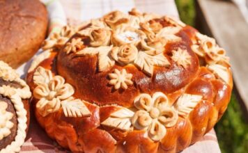 Ovako se sprema prava Božićna česnica za sreću u kući Ovako se sprema prava Božićna česnica za sreću u kući