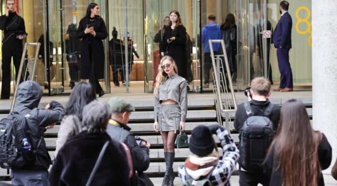 Ovog proleća iz ormara izbacije 1 komad: Prošle godine bio ultra popularan, ove će biti ozbiljan promašaj Ovog proleća iz ormara izbacije 1 komad: Prošle godine bio ultra popularan, ove će biti ozbiljan promašaj