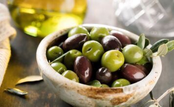 Ovu namirnicu zovu hranom Bogova: Ako se jede redovno donosi brojne benefite organizmu Ovu namirnicu zovu hranom Bogova: Ako se jede redovno donosi brojne benefite organizmu