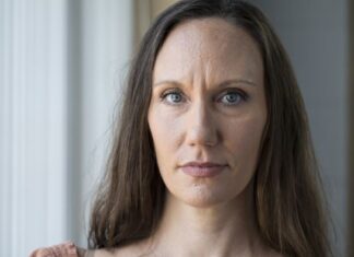 “Predložila sam mužu da bolesnu i nepokretnu svekrvu smestimo u starački dom, a onda je usledio moj pakao: Nisam ni slutila šta će me snaći” "Predložila sam mužu da bolesnu i nepokretnu svekrvu smestimo u starački dom, a onda je usledio moj pakao: Nisam ni slutila šta će me snaći"