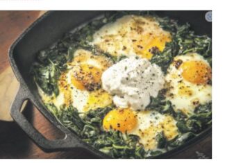 PRŽENA JAJA POSTAJU BOMBA ZA ZDRAVLJE KADA IM DODATE 1 SASTOJAK: Obaraju KRVNI PRITISAK i štite od moždanog udara PRŽENA JAJA POSTAJU BOMBA ZA ZDRAVLJE KADA IM DODATE 1 SASTOJAK: Obaraju KRVNI PRITISAK i štite od moždanog udara