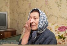 Sin Stanislav i ćerka Marina smestili su me u starački dom da bi mogli da prodaju stan: Nisu ni sanjali kakvu tajnu čuvam već 30 godina Sin Stanislav i ćerka Marina smestili su me u starački dom da bi mogli da prodaju stan: Nisu ni sanjali kakvu tajnu čuvam već 30 godina