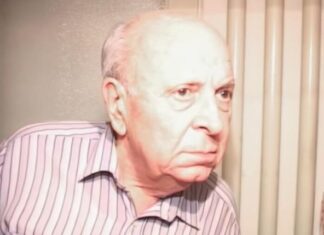 Starost dočekao u teškoj bedi, bilo dana da nije imao ručak: Najtačniji među glumcima, na probu dolazio 2 sata ranije, a ostao bez ijedne nagrade Starost dočekao u teškoj bedi, bilo dana da nije imao ručak: Najtačniji među glumcima, na probu dolazio 2 sata ranije, a ostao bez ijedne nagrade