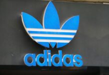 Stižu glamurozne Adidas Sambe koje izgledaju kao milion dolara Stižu glamurozne Adidas Sambe koje izgledaju kao milion dolara