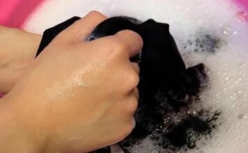 Tamni veš potopite u OMILJENO PIĆE MNOGIMA i boja će biti kao nova: Jeftino i bez hemije, ODLIČNO! Tamni veš potopite u OMILJENO PIĆE MNOGIMA i boja će biti kao nova: Jeftino i bez hemije, ODLIČNO!