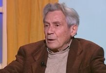 “To ostaje za čitav život”: Vladeta Jerotić imao je odgovor na to da li je bolje kada se dete razmazi ili kada su roditelji preterano strogi "To ostaje za čitav život": Vladeta Jerotić imao je odgovor na to da li je bolje kada se dete razmazi ili kada su roditelji preterano strogi