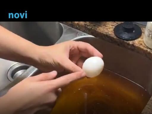 Trik za otpušavanje sudopere sa jednim jajetom koji vam nijedan vodoinstalater neće otkrititi Trik za otpušavanje sudopere sa jednim jajetom koji vam nijedan vodoinstalater neće otkrititi