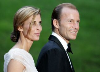 Valentino je godinama krio golišave fotografije princeze Dajane sa zgodnim Bugarinom: Tu se nalazio čist dokaz o Dajani Valentino je godinama krio golišave fotografije princeze Dajane sa zgodnim Bugarinom: Tu se nalazio čist dokaz o Dajani