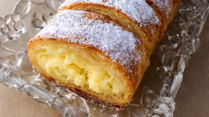 VANIL KREM ŠTRUDLA: Jako jednostavna i mirisna. VANIL KREM ŠTRUDLA: Jako jednostavna i mirisna.