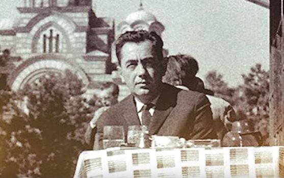 Za Jovanku je Vasko Popa bio ceo njen svet, budući da nisu imali decu: Ležala s njim u bolnici dok je umirao, a grobu mu zasadila jelku Za Jovanku je Vasko Popa bio ceo njen svet, budući da nisu imali decu: Ležala s njim u bolnici dok je umirao, a grobu mu zasadila jelku