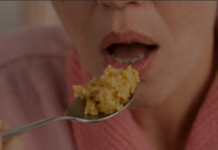 Žene starije od 50 godina ovu namirnicu treba da jedu svaki dan: Usporava starenje, pomaže u gubitku težine i jača zdravlje Žene starije od 50 godina ovu namirnicu treba da jedu svaki dan: Usporava starenje, pomaže u gubitku težine i jača zdravlje