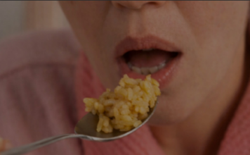 Žene starije od 50 godina ovu namirnicu treba da jedu svaki dan: Usporava starenje, pomaže u gubitku težine i jača zdravlje Žene starije od 50 godina ovu namirnicu treba da jedu svaki dan: Usporava starenje, pomaže u gubitku težine i jača zdravlje