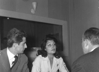 Život jedne od najlepših pevačica više je ličio na tragediju nego na bajku: Serijska ljubavnica nosila je u sebi prokletstvo zbog kojeg je skončala jezivo Život jedne od najlepših pevačica više je ličio na tragediju nego na bajku: Serijska ljubavnica nosila je u sebi prokletstvo zbog kojeg je skončala jezivo