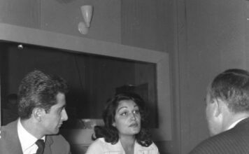 Život jedne od najlepših pevačica više je ličio na tragediju nego na bajku: Serijska ljubavnica nosila je u sebi prokletstvo zbog kojeg je skončala jezivo Život jedne od najlepših pevačica više je ličio na tragediju nego na bajku: Serijska ljubavnica nosila je u sebi prokletstvo zbog kojeg je skončala jezivo