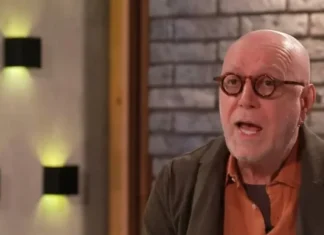 Životna ispovijest jugoslovenske zvijezde: “Stavili su mi pištolj u usta jer se zovem Irfan Mensur” Životna ispovijest jugoslovenske zvijezde: “Stavili su mi pištolj u usta jer se zovem Irfan Mensur”