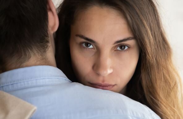 27 godina radim kao advokat za razvode: Kad čujem ovu frazu – znam da je taj brak mrtav i da moraju da se razvedu 27 godina radim kao advokat za razvode: Kad čujem ovu frazu - znam da je taj brak mrtav i da moraju da se razvedu