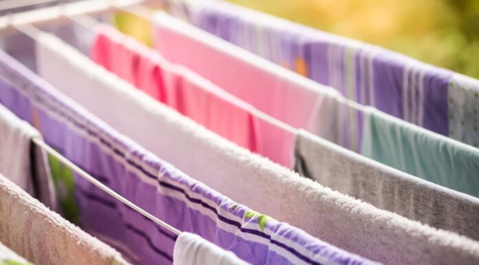 3 greške zbog kojih veš gubi miris čim se osuši: Kako ih izbeći? 3 greške zbog kojih veš gubi miris čim se osuši: Kako ih izbeći?