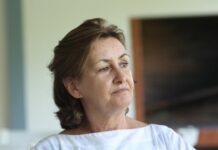 3 vrste ljudi koje ne treba puštati u svoj život nakon 50. godine 3 vrste ljudi koje ne treba puštati u svoj život nakon 50. godine