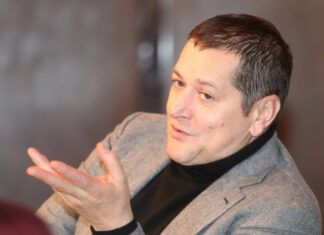 Aco Pejović kupio stan u elitnom dijelu grada: Nećete vjerovati koliko je iskeširao za kvadrat Aco Pejović kupio stan u elitnom dijelu grada: Nećete vjerovati koliko je iskeširao za kvadrat