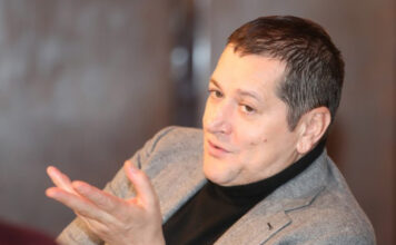 Aco Pejović kupio stan u elitnom dijelu grada: Nećete vjerovati koliko je iskeširao za kvadrat Aco Pejović kupio stan u elitnom dijelu grada: Nećete vjerovati koliko je iskeširao za kvadrat