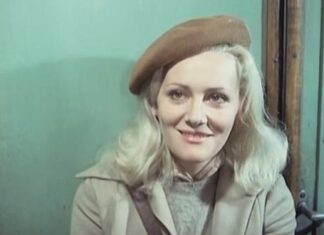 Bila je najlepša voditeljka Jugoslavije i imala je 4 prezimena: Udavala se za muškarce različite narodnosti, dok su mnogi ludeli za njom Bila je najlepša voditeljka Jugoslavije i imala je 4 prezimena: Udavala se za muškarce različite narodnosti, dok su mnogi ludeli za njom