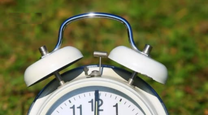 Bliži nam se pomicanje sata, ove godine s jednom promjenom koja će mnoge oduševiti Bliži nam se pomicanje sata, ove godine s jednom promjenom koja će mnoge oduševiti