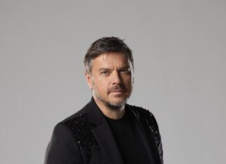 Boris Režak nam otkriva kako je brat od njega napravio boljeg čoveka: Malo ko zna da mu je i otac živa legenda, noći provodio s Tomom Zdravkovićem Boris Režak nam otkriva kako je brat od njega napravio boljeg čoveka: Malo ko zna da mu je i otac živa legenda, noći provodio s Tomom Zdravkovićem