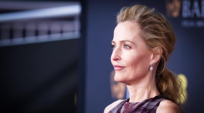 Čuvena Holivudska glumica se na crvenom tepihu pojavila u haljini srpske dizajnerke i pokazala kako prava dama treba da izgleda Čuvena Holivudska glumica se na crvenom tepihu pojavila u haljini srpske dizajnerke i pokazala kako prava dama treba da izgleda