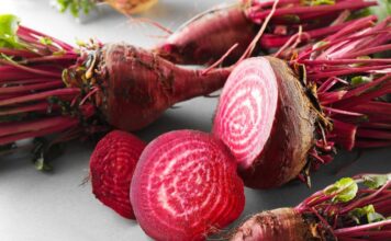 Cvekla je prirodni izvor antioksidanata, esencijalnih vitamina i minerala: A najzdravija je kad se jede na ovaj način Cvekla je prirodni izvor antioksidanata, esencijalnih vitamina i minerala: A najzdravija je kad se jede na ovaj način