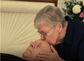 Da li je bezbedno dodirnuti ili poljubiti voljenu osobu nakon smrti? Najčešći mitovi i medicinske činjenice Da li je bezbedno dodirnuti ili poljubiti voljenu osobu nakon smrti? Najčešći mitovi i medicinske činjenice