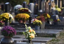 Danas su velike zimske zadušnice, veruje se da Sveti Petar otvara grobove i duše posećuju domove: Učinićete veliki greh ako ne ispoštujete ovaj običaj Danas su velike zimske zadušnice, veruje se da Sveti Petar otvara grobove i duše posećuju domove: Učinićete veliki greh ako ne ispoštujete ovaj običaj