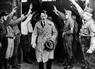 Decenijama je tragala za čovekom koji je spasao celu njenu porodicu od ratnih zločinaca: Kada je nakon 30 godina saznala istinu o Borisu, srce joj se slomilo Decenijama je tragala za čovekom koji je spasao celu njenu porodicu od ratnih zločinaca: Kada je nakon 30 godina saznala istinu o Borisu, srce joj se slomilo