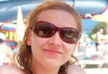 Dušica je otišla na nudističku plažu, a nakon 10 minuta doživela NAJVEĆU SRAMOTU: “Kad sam vidjela ko je stao ispred mene, zaprepastila sam se” Dušica je otišla na nudističku plažu, a nakon 10 minuta doživela NAJVEĆU SRAMOTU: “Kad sam vidjela ko je stao ispred mene, zaprepastila sam se”