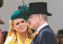 Evo kako je zaista Endru proteran sa dvora: Princ Vilijam se strašno posvađao sa ocem, kralj nakon ovog užasnog događaja prelomio i isterao brata Evo kako je zaista Endru proteran sa dvora: Princ Vilijam se strašno posvađao sa ocem, kralj nakon ovog užasnog događaja prelomio i isterao brata