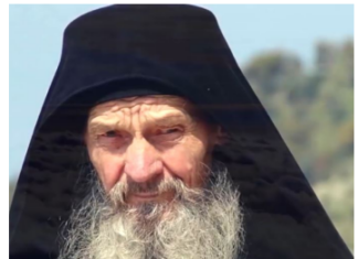 Evo zašto dobri ljudi pate i muče se, a zli ljudi napreduju u životu: Starac Jona Odeski otkrio je pravu istinu Evo zašto dobri ljudi pate i muče se, a zli ljudi napreduju u životu: Starac Jona Odeski otkrio je pravu istinu