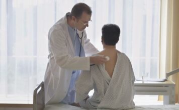 Kada se muž vratio od lekara ostavio me je istog momenta nakon 34 godina braka: Jedan pregled otrkio mu je šok istinu o meni koja ga je uništila Kada se muž vratio od lekara ostavio me je istog momenta nakon 34 godina braka: Jedan pregled otrkio mu je šok istinu o meni koja ga je uništila