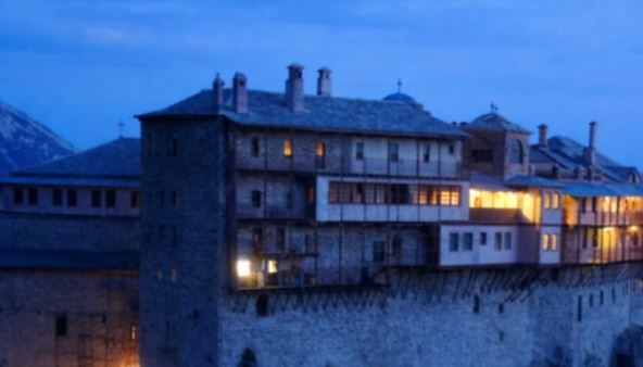 Mihaila su kao bebu doveli na Svetu Goru i tu je ostao do smrti: Za 82 godine života nikada nije video ženu, a kada je umro… Mihaila su kao bebu doveli na Svetu Goru i tu je ostao do smrti: Za 82 godine života nikada nije video ženu, a kada je umro...