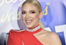 Milica Todorović bila žrtva velike prevare, pa sve razotkrila “Pustila sam vas mjesec dana, sram vas bilo” Milica Todorović bila žrtva velike prevare, pa sve razotkrila “Pustila sam vas mjesec dana, sram vas bilo”