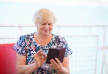 Mislila sam da ću u penziji da uživam, a onda me je realnost udarila po faci – više nikom ne trebam: Tada dobijam poziv koji mi menja život Mislila sam da ću u penziji da uživam, a onda me je realnost udarila po faci - više nikom ne trebam: Tada dobijam poziv koji mi menja život