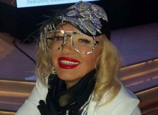 Nada Topčagić u kontejneru našla sliku vrijednu 15.000 evra Nada Topčagić u kontejneru našla sliku vrijednu 15.000 evra