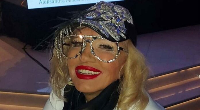 Nada Topčagić u kontejneru našla sliku vrijednu 15.000 evra Nada Topčagić u kontejneru našla sliku vrijednu 15.000 evra