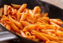 Najjednostavniji recept za paštašutu koji svi vole: Prava domaća kakvu su pravile naše bake Najjednostavniji recept za paštašutu koji svi vole: Prava domaća kakvu su pravile naše bake