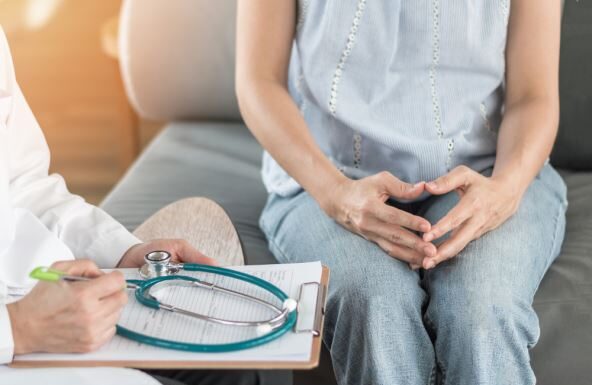 Najraniji simptomi raka grlića materice: Ovaj signal se olako shvata, a može biti najraniji pokazatelj da se u telu razvio karcinom Najraniji simptomi raka grlića materice: Ovaj signal se olako shvata, a može biti najraniji pokazatelj da se u telu razvio karcinom