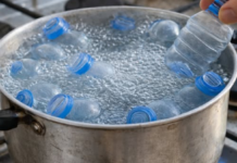 Nikada više ne bacajte plastične boce: Prokuhajte ih nekoliko sekundi i vidite šta će se sljedeće dogoditi (jedan stručnjak mi je ovo otkrio) Nikada više ne bacajte plastične boce: Prokuhajte ih nekoliko sekundi i vidite šta će se sljedeće dogoditi (jedan stručnjak mi je ovo otkrio)