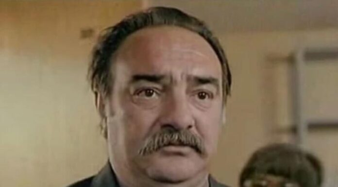 Ovako je Bata Stojković saznao da ima rak: Imao je 9 operacija, a kad je osetio da umire, ženu zakleo da ga nikad ne sahrani u Aleji velikana Ovako je Bata Stojković saznao da ima rak: Imao je 9 operacija, a kad je osetio da umire, ženu zakleo da ga nikad ne sahrani u Aleji velikana