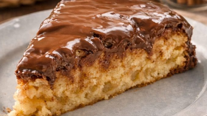 P0SNI K0LAČ SA GRIZ0M I JABUKAMA P0SNI K0LAČ SA GRIZ0M I JABUKAMA