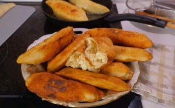 Pancerote sa sirom bez jogurta i kvasca: Gotove su za manje od 30 minuta Pancerote sa sirom bez jogurta i kvasca: Gotove su za manje od 30 minuta