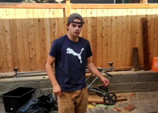 Planinar otišao na kampovanje, kada mu se posle 3 dana izgubio svaki trag: Nakon 7 nedelja, dvoje radnika ostala nema pred čovekom koji je ličio na sablast Planinar otišao na kampovanje, kada mu se posle 3 dana izgubio svaki trag: Nakon 7 nedelja, dvoje radnika ostala nema pred čovekom koji je ličio na sablast